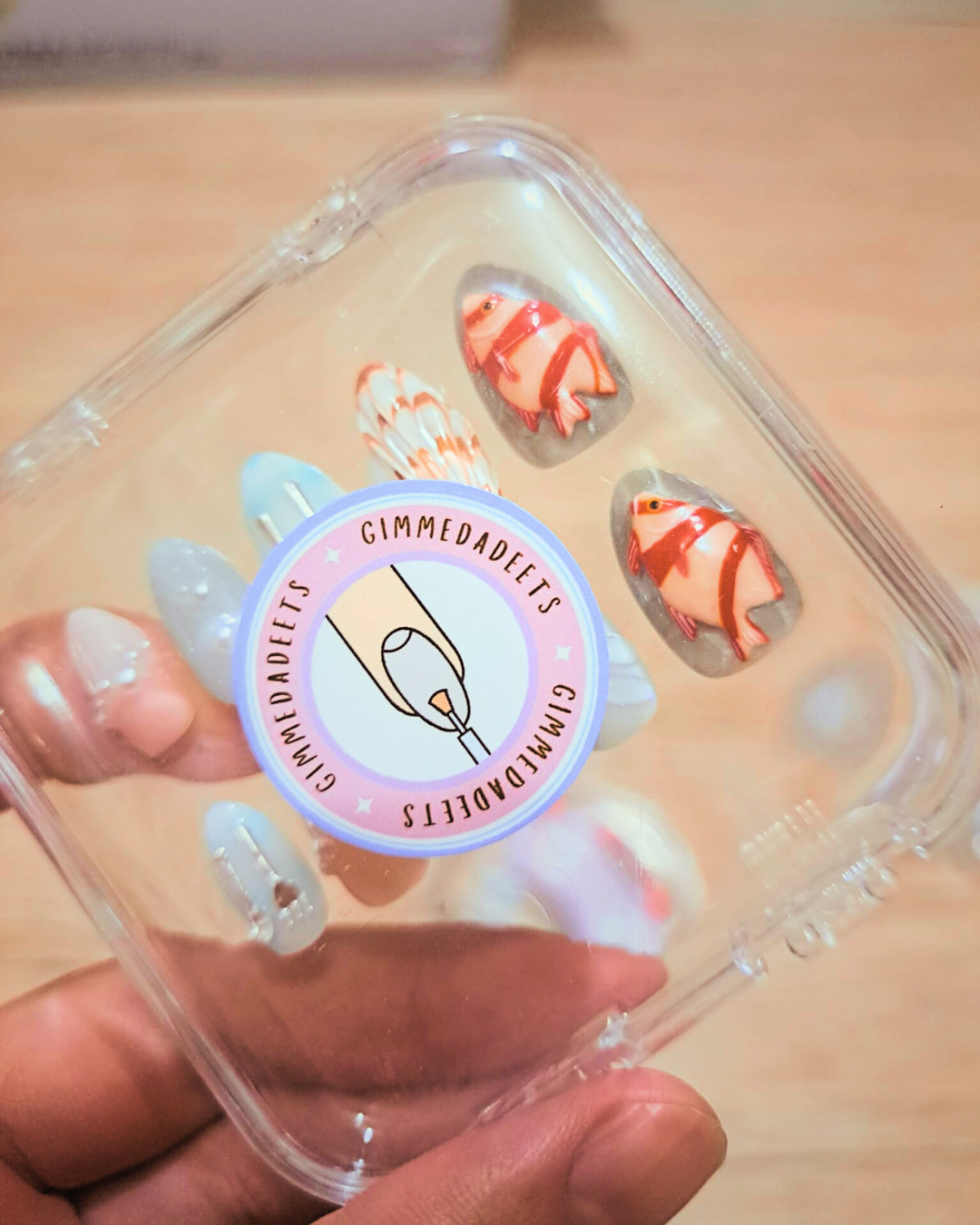 Fish Fingers Press-on Nails