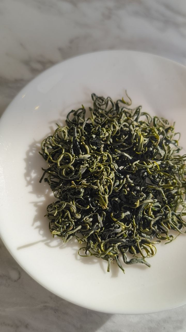 Tea - JinShan ShiYu (Green tea)金山时雨绿茶 by Ez.teasy
